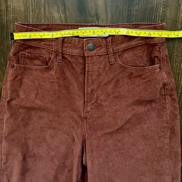 Old Navy Corduroy Pants Extra High Rise Sky-Hi Wide Leg Amber Brick Red Size 6 - Picture 3 of 7